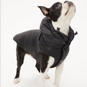 Aritzia TNA Super Ruff Puff - Black Matte - NWT